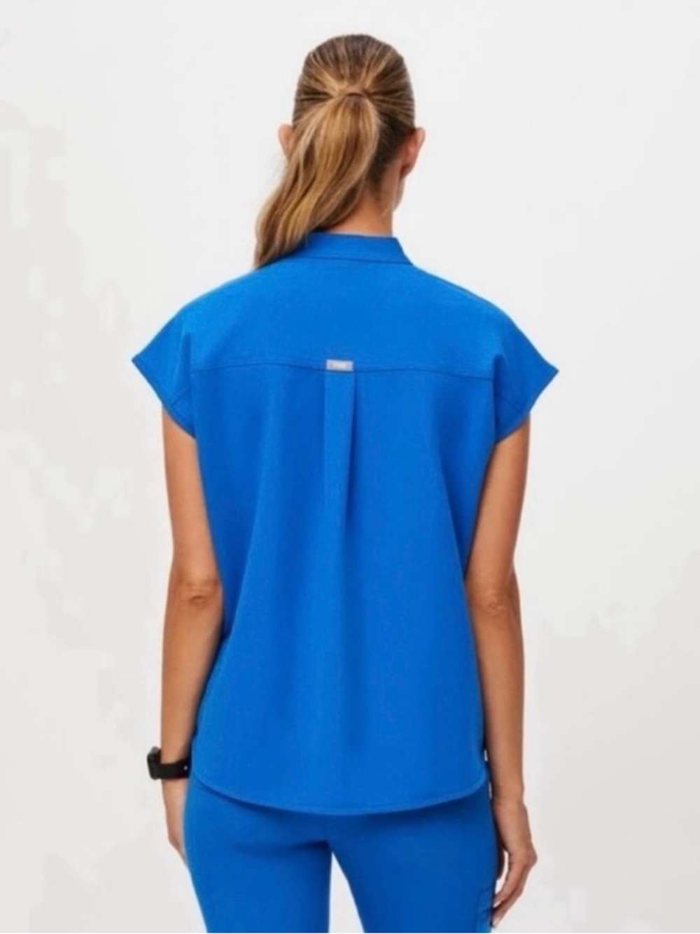 FIGS Rafaela Oversized Scrub Top Royal Blue Medical Nurse NWT Women’s Medium - Picture 4 of 14